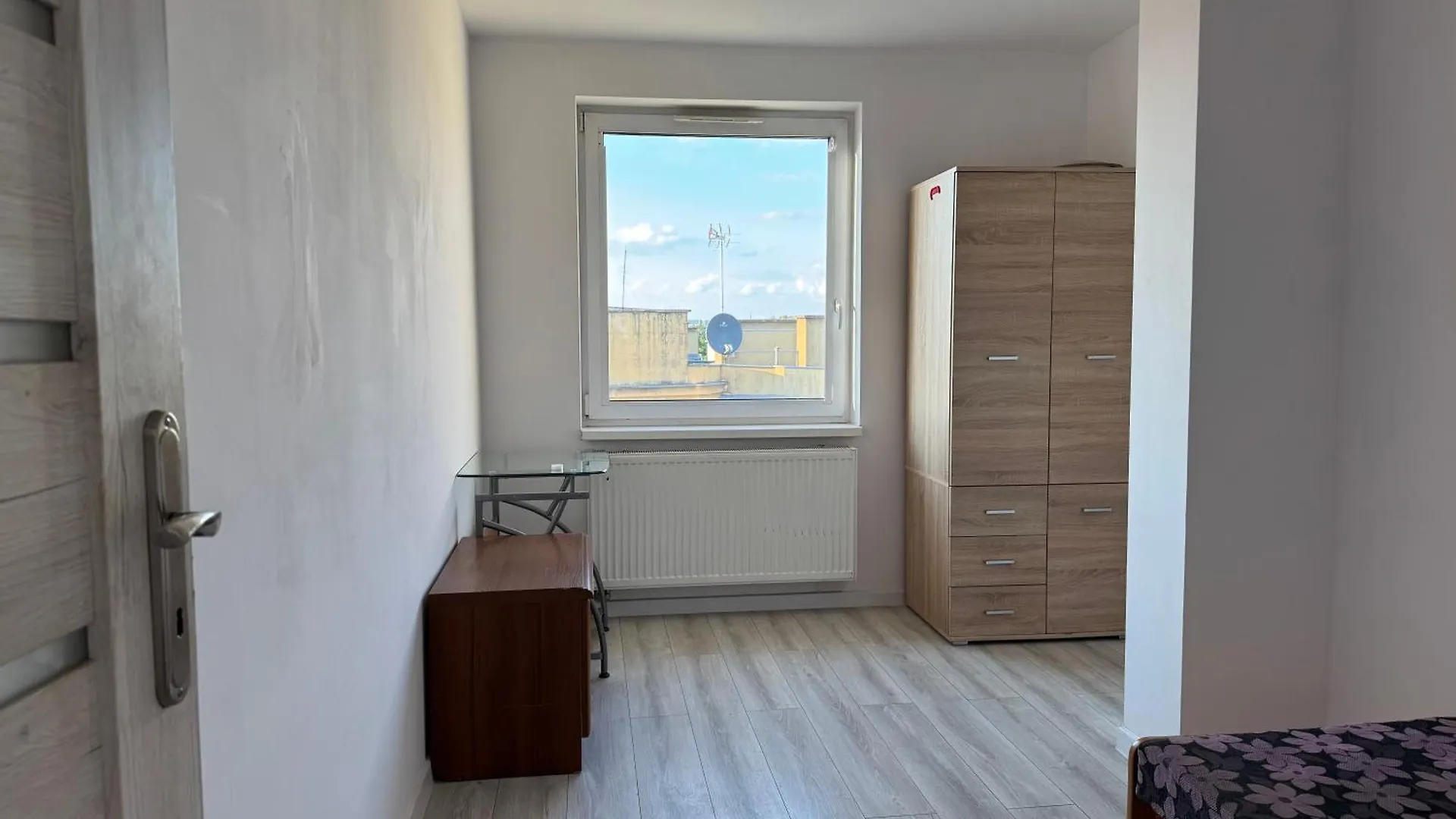 3 Rooms, 5 Beds, 7 People Vratislav 0*,